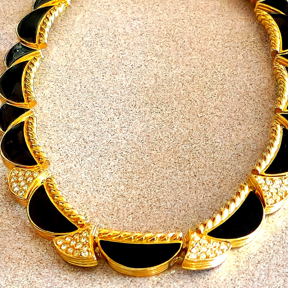 Gold and Black Crescent Collar Necklace with Textured Design